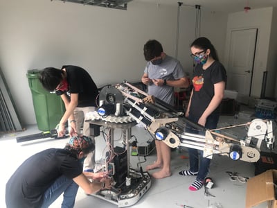 students build a robot for the SOFIC challenge