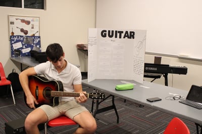 2019 Senior 3# project learn guitar